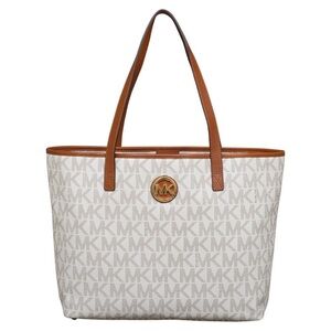 Michael Kors Jet Set Vanilla Tote Bag